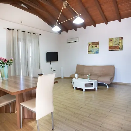 Mani Sea & Stone House * Pyrgos Dirou